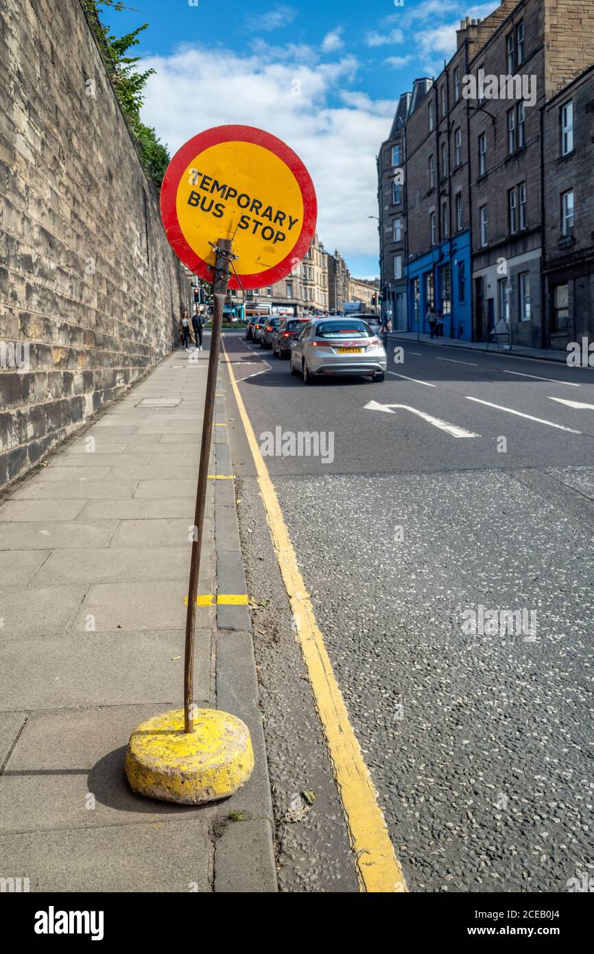 Fermata temporanea dell'autobus, Canonmills, Edimburgo, Scozia, Regno Unito. Foto Stock