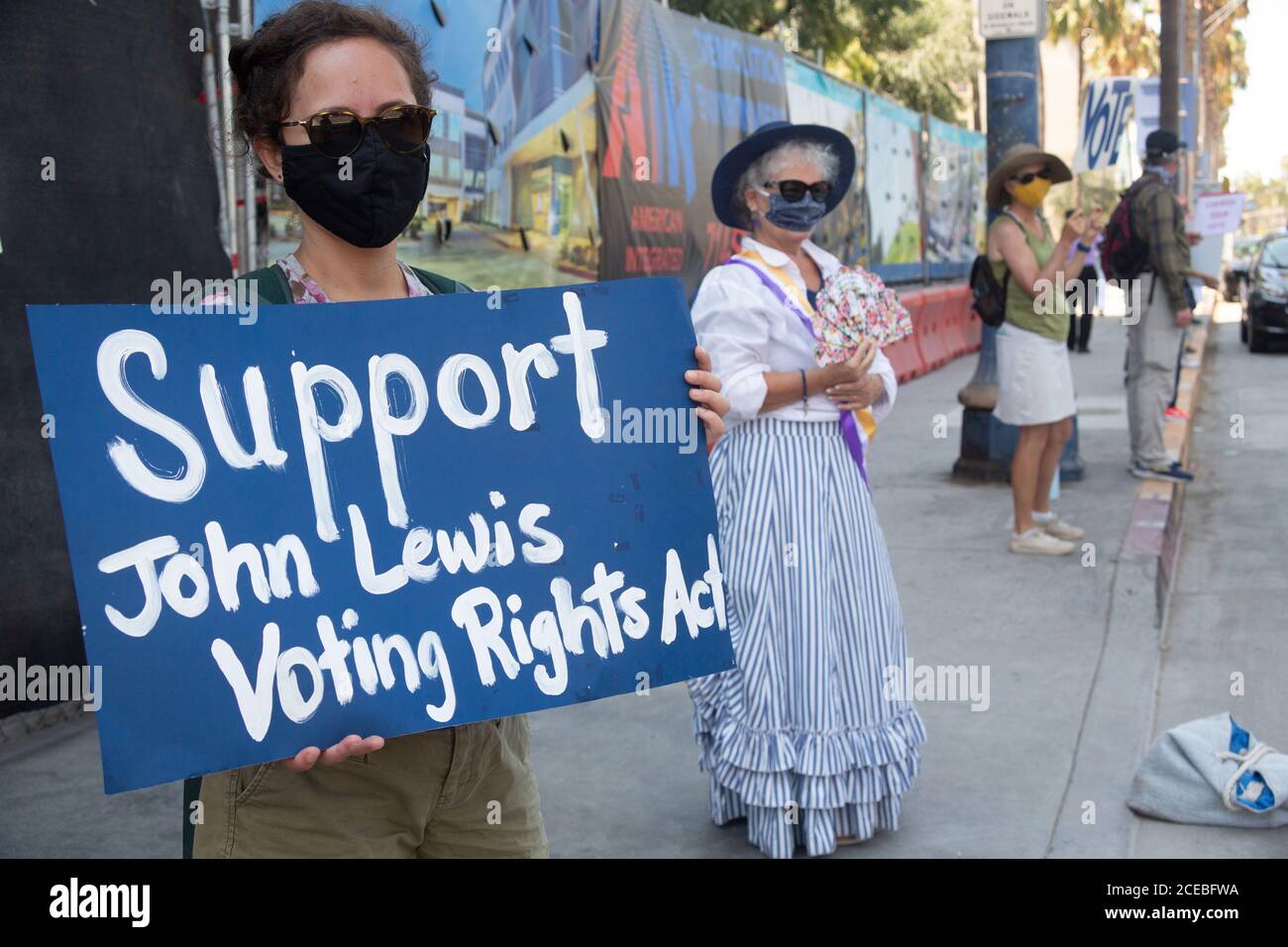 Long Beach, CA, USA - Long Beach suffrage 100 Silent Sentinels Centennial Celebration on Women's Equality Day, 26 agosto 2020, festeggiando il centesimo Foto Stock