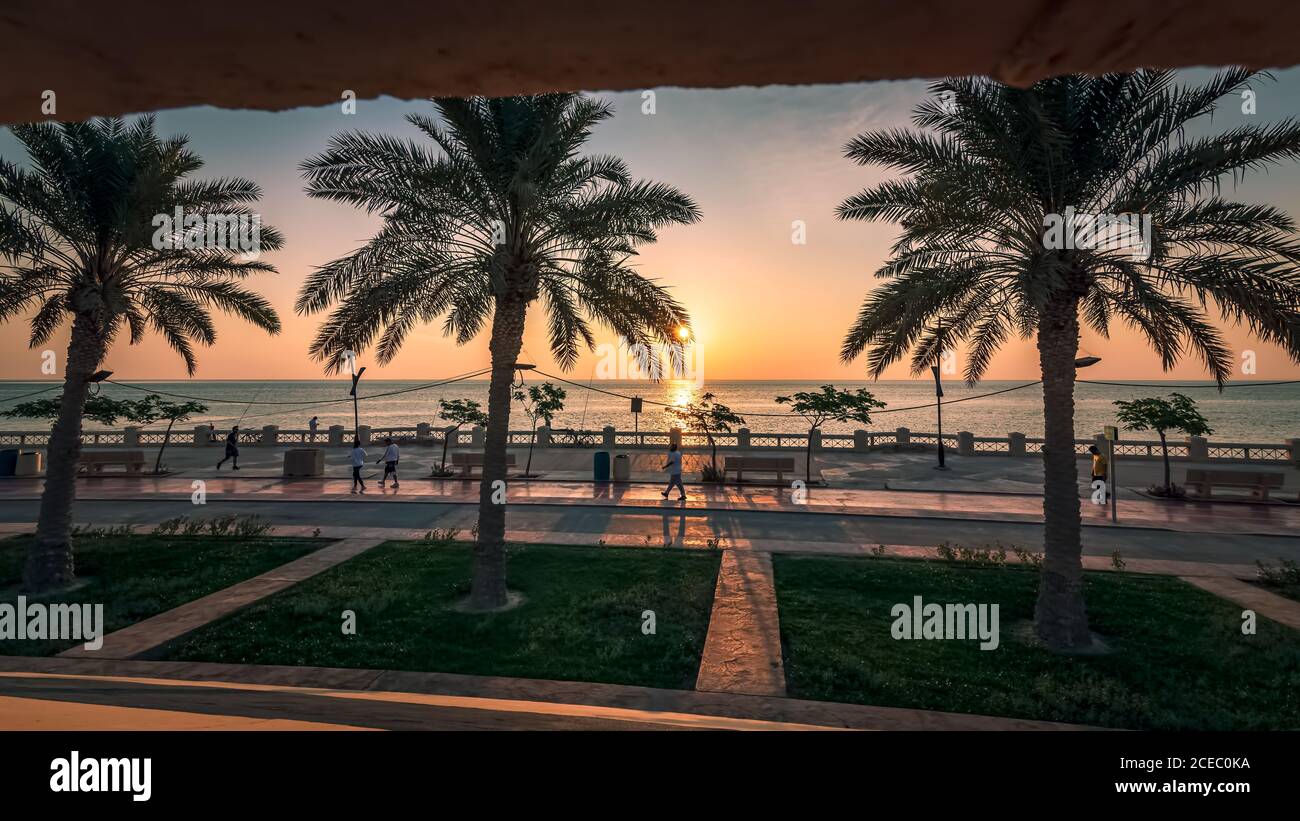 Meravigliosa vista mattutina sulla Corniche al khobar - al- Khobar, Arabia Saudita. Foto Stock