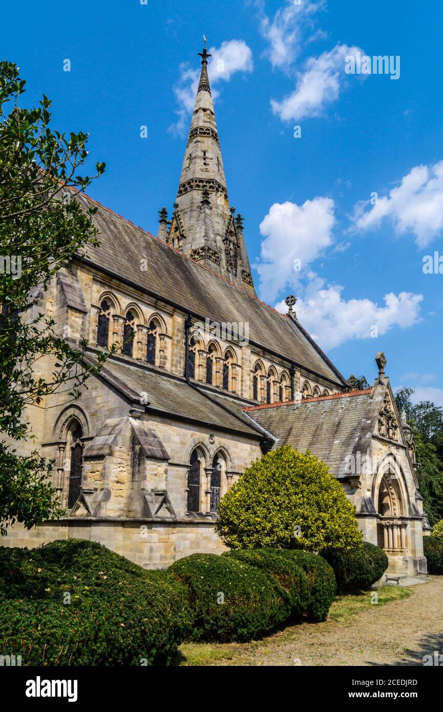 Chiesa di Cristo Consolatore, 1871-76, di William Burges, stile architettonico Gotico Revival, Newby Hall, East Riding, Yorkshire, Inghilterra Foto Stock