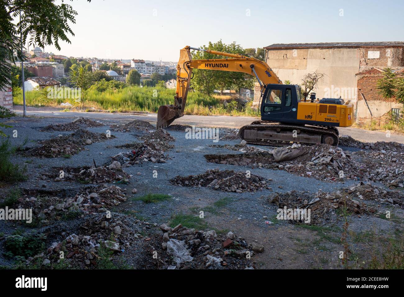 Vista da un'area di trasformazione urbana nel cuore di Istanbul. Suleymaniye è il quartiere che prende il nome dal kulliye, nel distretto di Fatih. Foto Stock