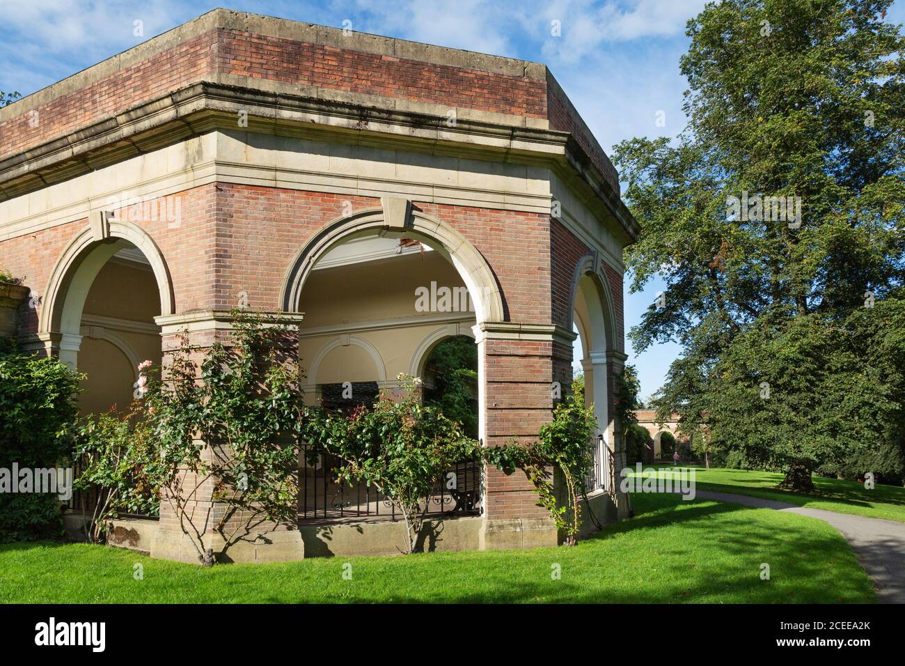 Il Sun Pavilion Building, Valley Gardens Park, Harrogate Yorkshire UK Foto Stock
