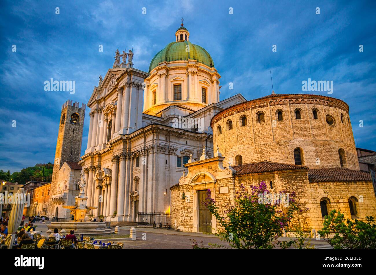 Cattedrale di Santa Maria Assunta, Duomo nuovo e Duomo Vecchio la rotonda, Cattedrale nuova e antica, Piazza Paolo VI, Centro storico di Brescia, Lombardia, Italia settentrionale Foto Stock