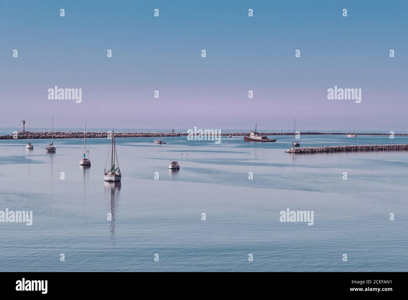 Barche da pesca nella Halfmoon Bay, a sud di San Francisco California Foto Stock