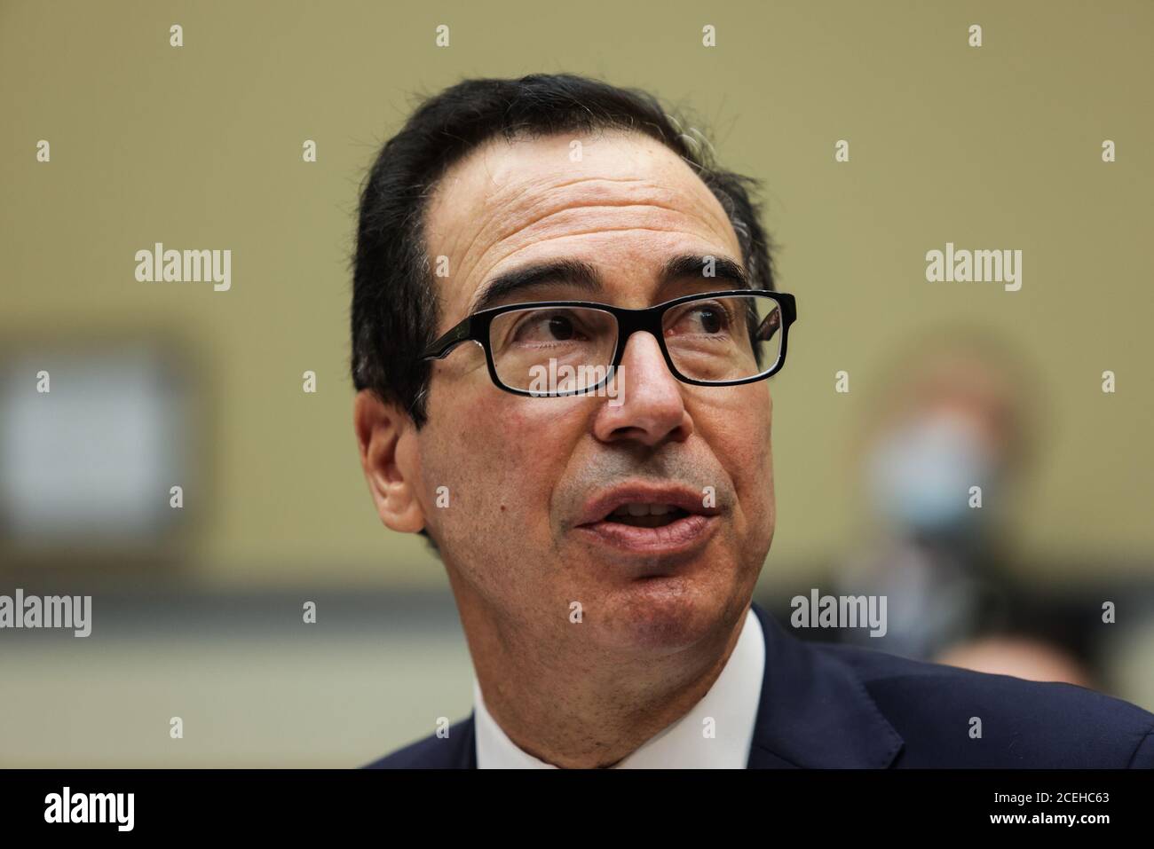 Washington, Stati Uniti. 01 settembre 2020. Il Segretario DEL Tesoro AMERICANO Steven Mnuchin testimonia dinanzi alla sottocommissione di selezione della Camera sulla crisi di Coronavirus su Capitol Hill a Washington, DC il 1 settembre 2020. Foto in piscina di Graeme Jennings/UPI Credit: UPI/Alamy Live News Foto Stock