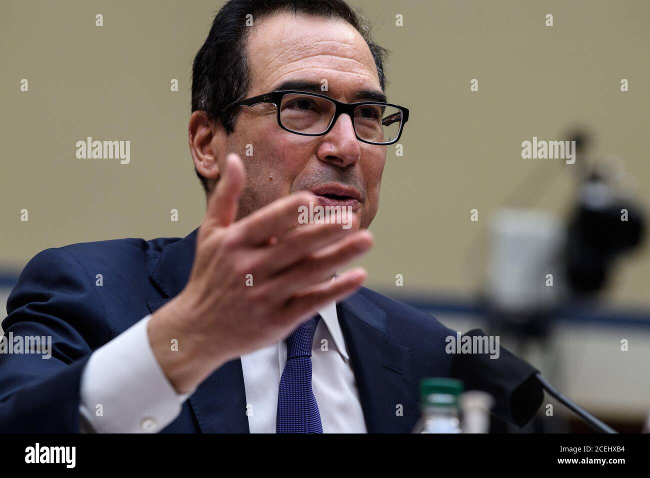 Washington, Stati Uniti. 01 settembre 2020. Il Segretario DEL Tesoro AMERICANO Steven Mnuchin testimonia dinanzi alla sottocommissione di selezione della Camera sulla crisi di Coronavirus su Capitol Hill a Washington, DC il 1 settembre 2020. Foto in piscina di Graeme Jennings/UPI Credit: UPI/Alamy Live News Foto Stock