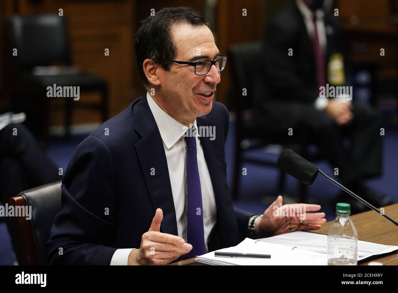 Washington, Stati Uniti. 01 settembre 2020. Il Segretario DEL Tesoro AMERICANO Steven Mnuchin testimonia dinanzi alla sottocommissione di selezione della Camera sulla crisi di Coronavirus su Capitol Hill a Washington, DC il 1 settembre 2020. Foto in piscina di Graeme Jennings/UPI Credit: UPI/Alamy Live News Foto Stock