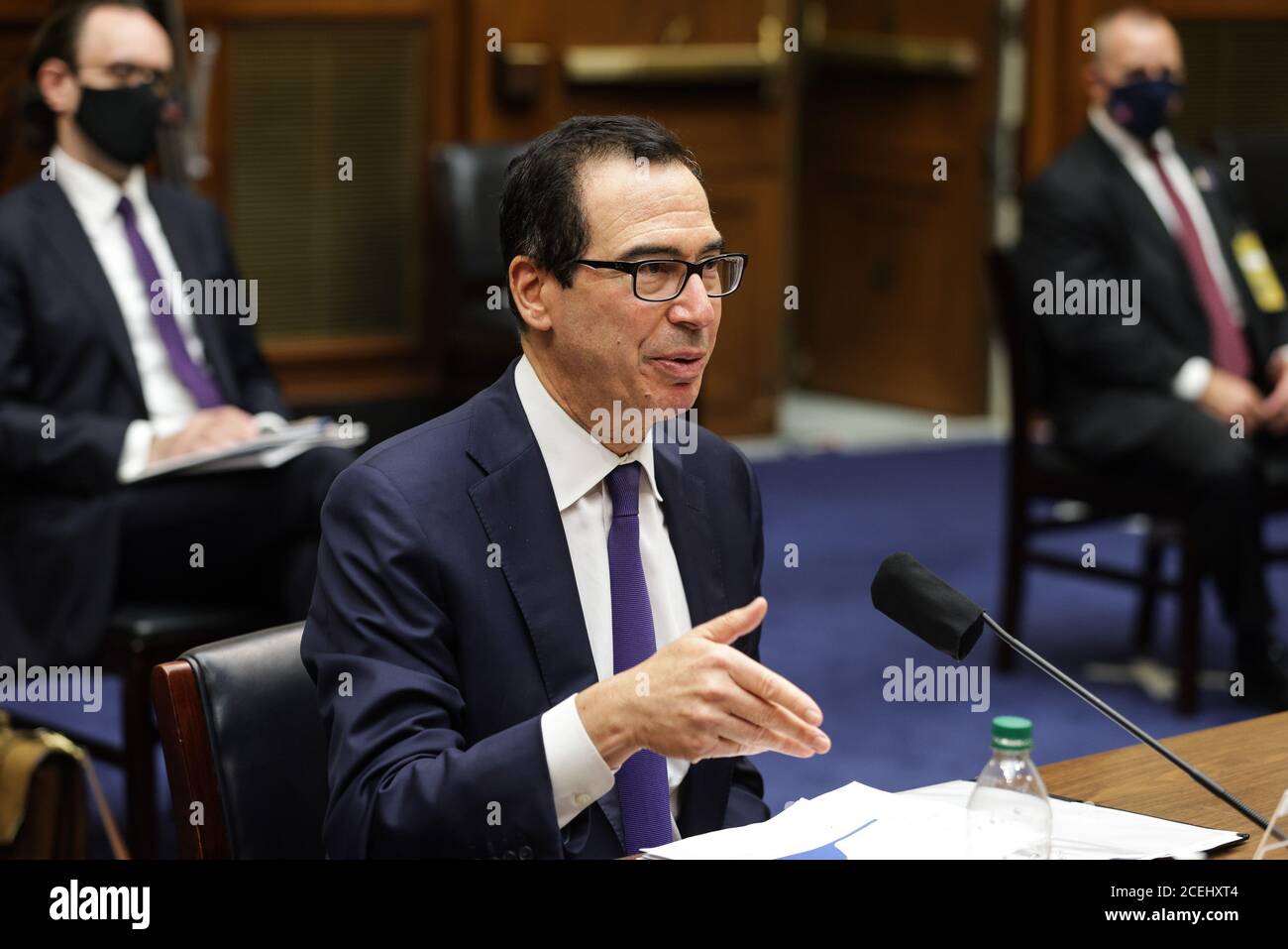 Washington, Stati Uniti. 01 settembre 2020. Il Segretario DEL Tesoro AMERICANO Steven Mnuchin testimonia dinanzi alla sottocommissione di selezione della Camera sulla crisi di Coronavirus su Capitol Hill a Washington, DC il 1 settembre 2020. Foto in piscina di Graeme Jennings/UPI Credit: UPI/Alamy Live News Foto Stock
