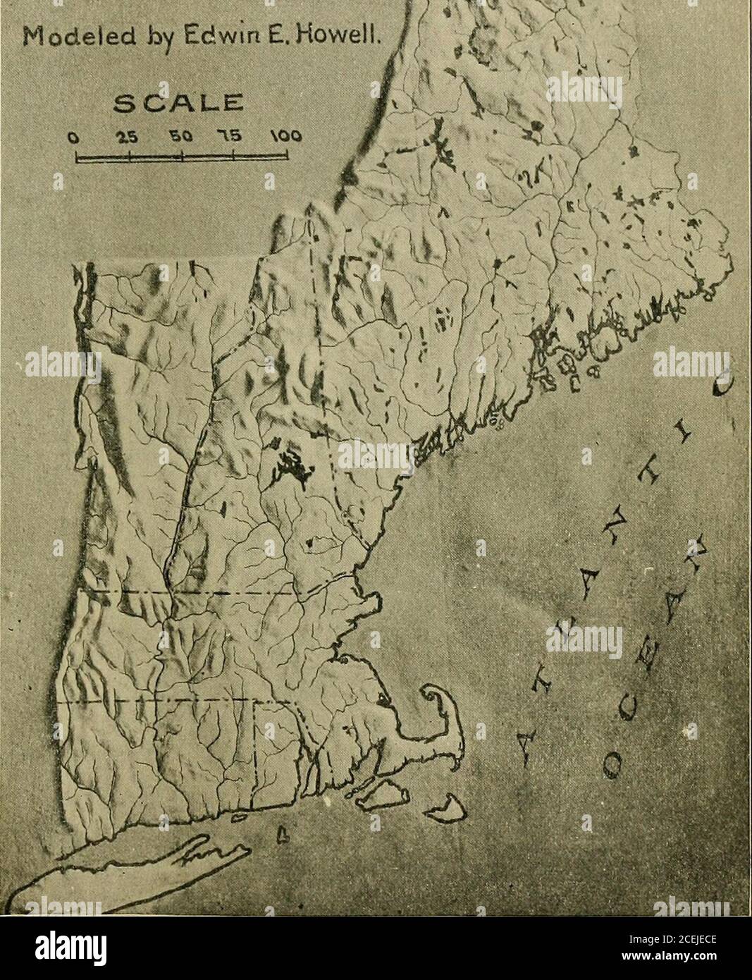 . Una geografia completa. u^ h: H o L. .A È D / r ?^; modellato da Edwin E.Howell. &gt;? &gt;SCALA o 15 SA ns OQ. Fig. 48. Mappa di rilievo del New England. Descrivere il rilievo: (A) la posizione dei montani, (6) le pianure, (c) i laghi, (d) il drenaggio, (e) la natura della linea costiera. Foto Stock