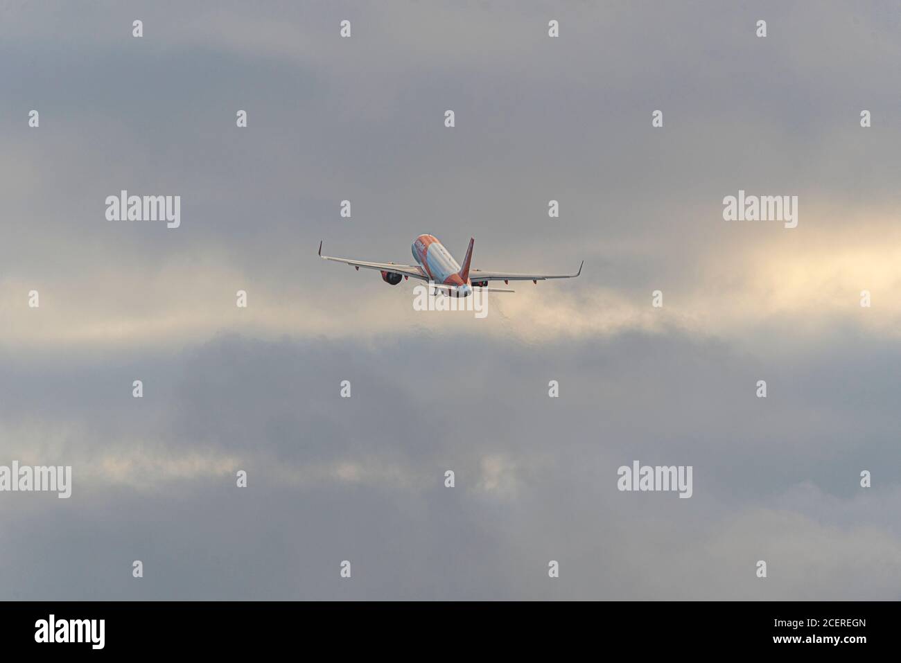 Volo finale easyJet in partenza dall'aeroporto di Londra Southend, Essex, Regno Unito, diretto a Faro, Portogallo prima della chiusura della base easyJet a causa della COVID-19 Coronavirus Foto Stock