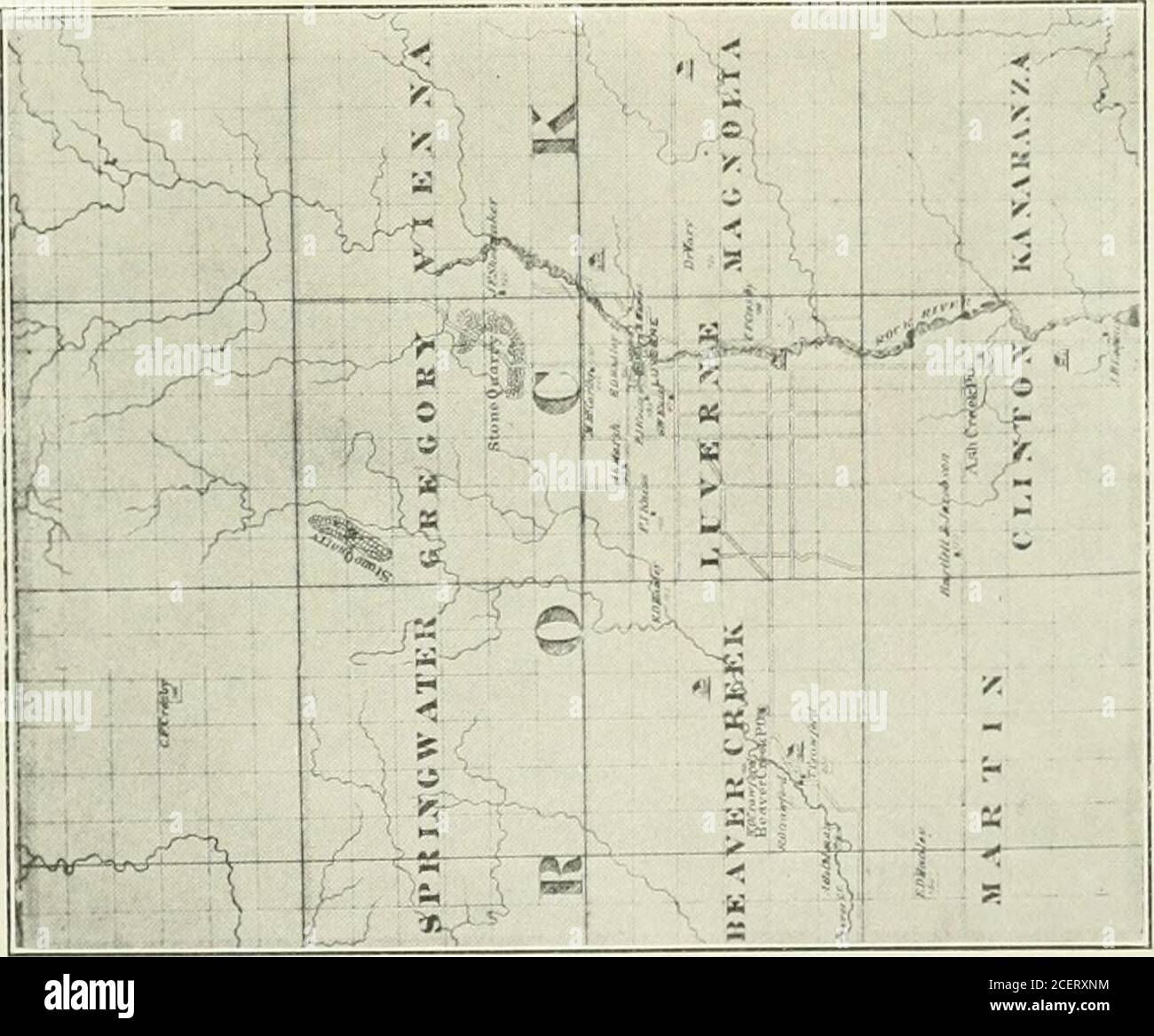 . Una storia illustrata delle contee di Rock e Pipestone, Minnesota. CO o w rt 3- &lt; a f^ T1 * ^ H 2 a ri 3 o Pi tj m cd &gt;- J 01 r^ ?^ &lt;: c w o C3 o fIISTOT!Y DI t^OrtC CONTY. 65 (22), Mathilda Larson (4), Elisha B. Robin-son (20), Iver I. Peterson (14), Hosea El-lis (34), Oliver Lincoln (28), NathanielLester (12), Alvey H. Lester (121, NelsAtleson (8), Engebret Frederickson (S), William Thomple, 14, 32, Hable (William), 28, Haben, 10, J. 12 T.Berg (20), Tollef Oppata (22), Albert A.Campbell (28) Foto Stock