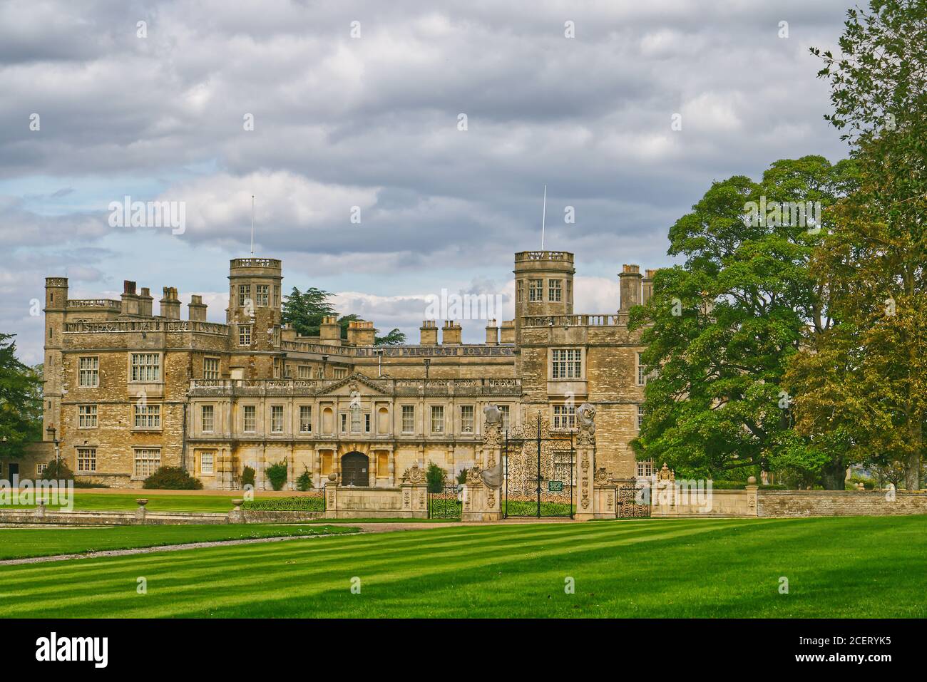 Castle Ashby House, una grande casa di campagna nel Northamptonshire, Inghilterra, Regno Unito Foto Stock