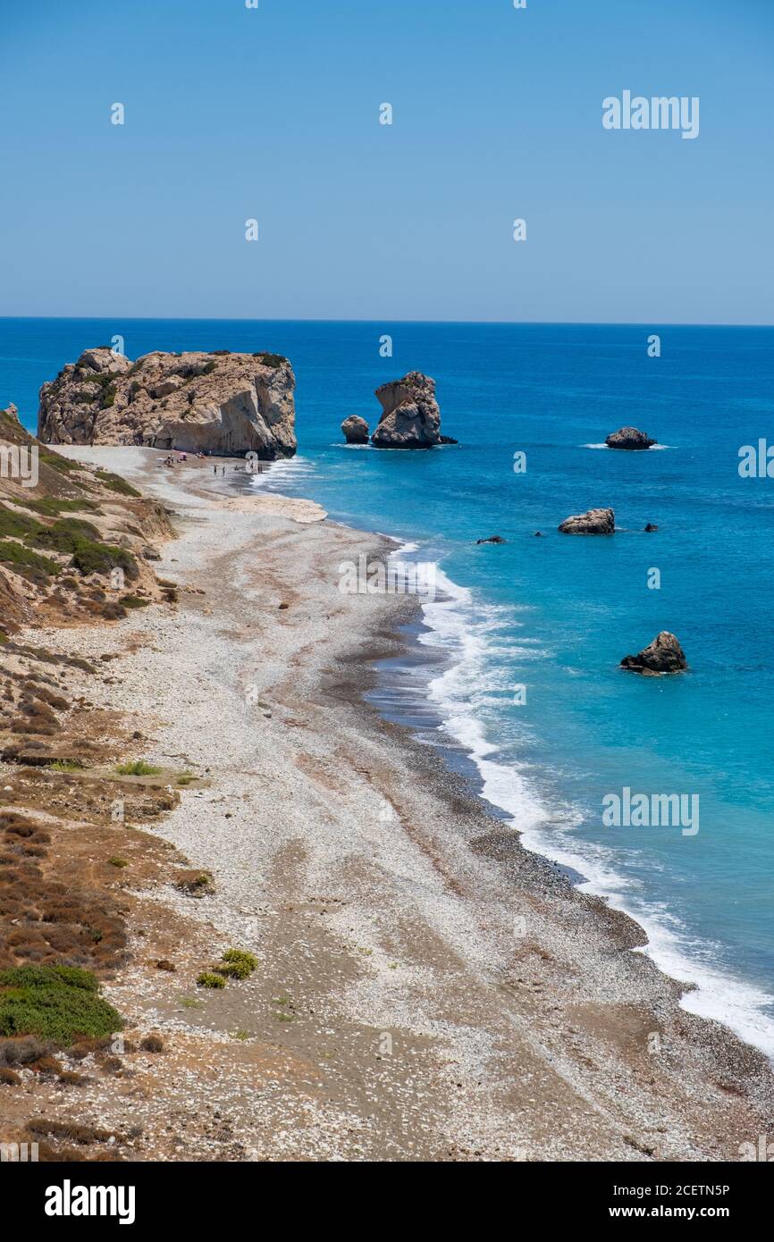 Petra tou Romiou, famosa come il luogo di nascita di Afrodite a Paphos, Cipro Foto Stock