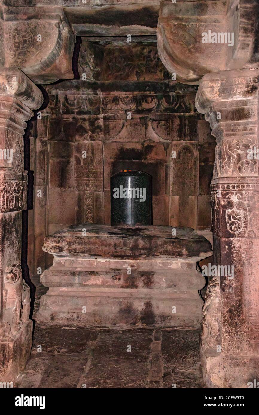 virupaksha tempio Pattadakal shivlinga in metodologia indù. E' uno dei siti Patrimonio dell'Umanita' dell'UNESCO e complesso del VII e VIII secolo CE Hindu A. Foto Stock