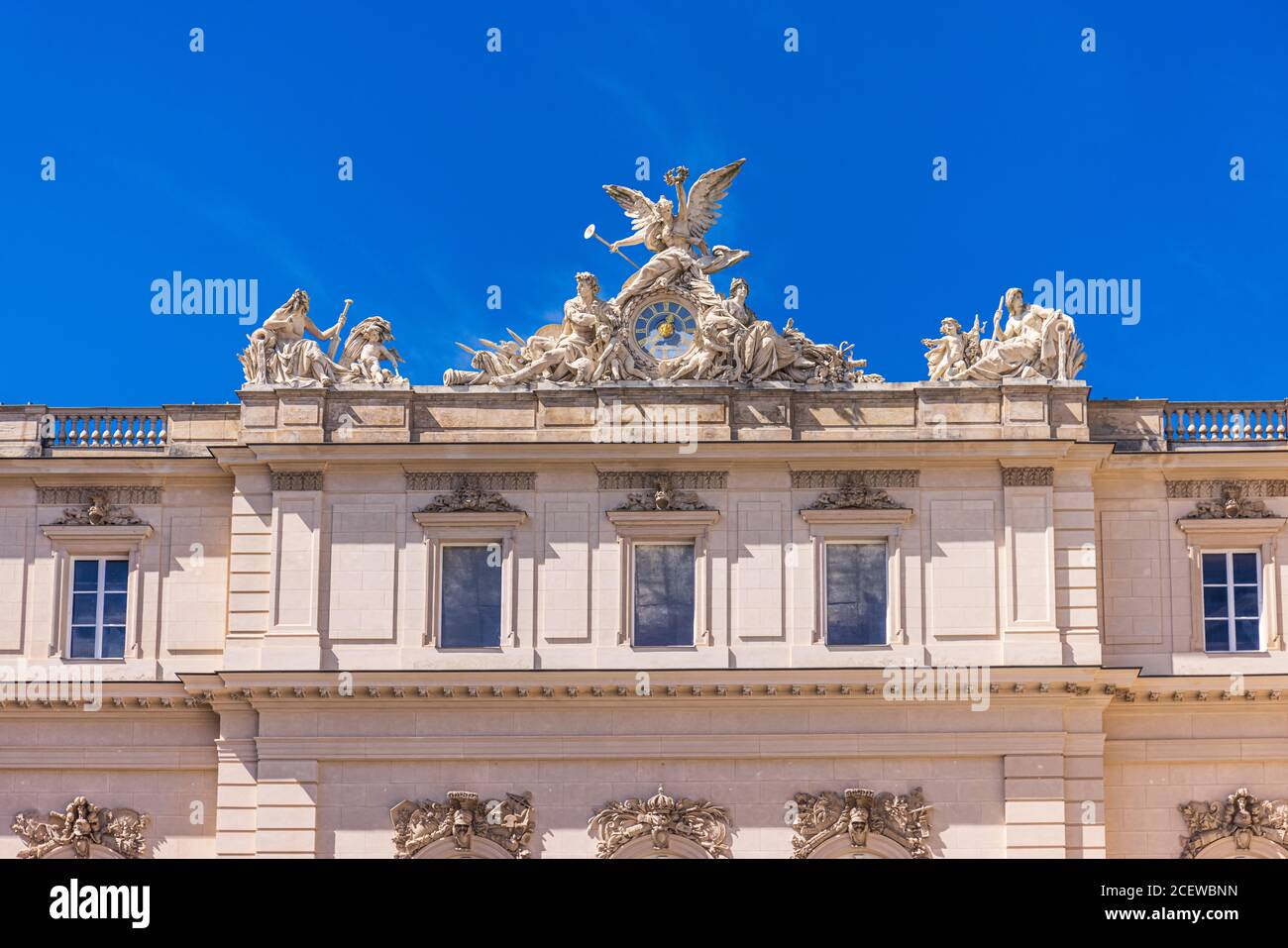 HERRENINSEL, GERMANIA - 31 agosto 2020: Palazzo Herrenchiemsee (Palazzo nuovo), uno dei castelli più famosi e il più grande di Re Ludovico II Foto Stock