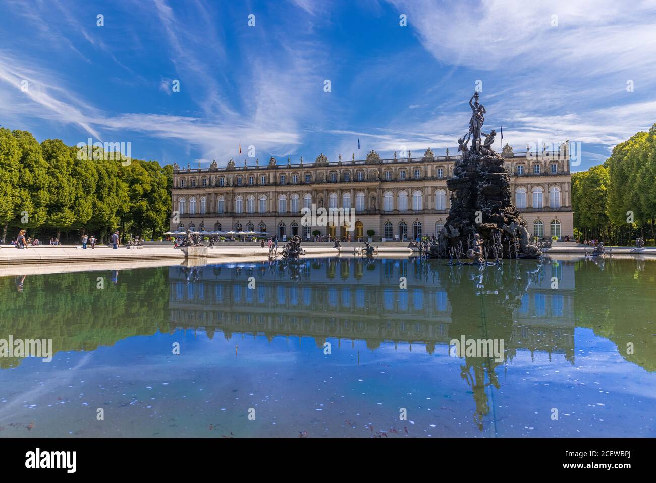 HERRENINSEL, GERMANIA - 31 agosto 2020: Palazzo Herrenchiemsee (Palazzo nuovo), uno dei castelli più famosi e il più grande di Re Ludovico II Foto Stock