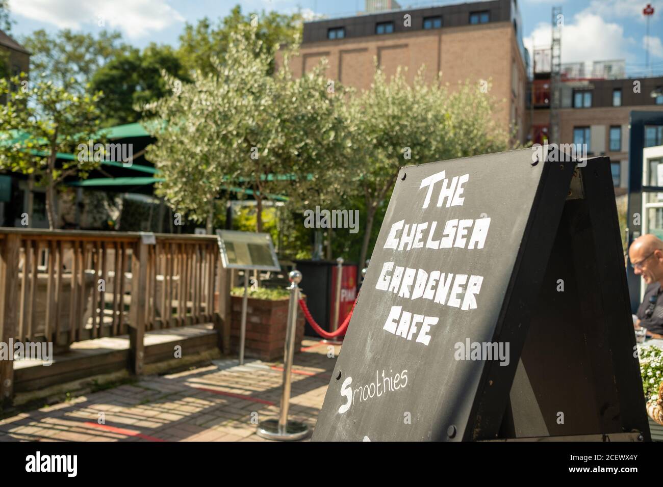 Londra- Agosto 2020: Chelsea Farmers Market, una collezione di negozi e ristoranti al largo di Kings Road Foto Stock