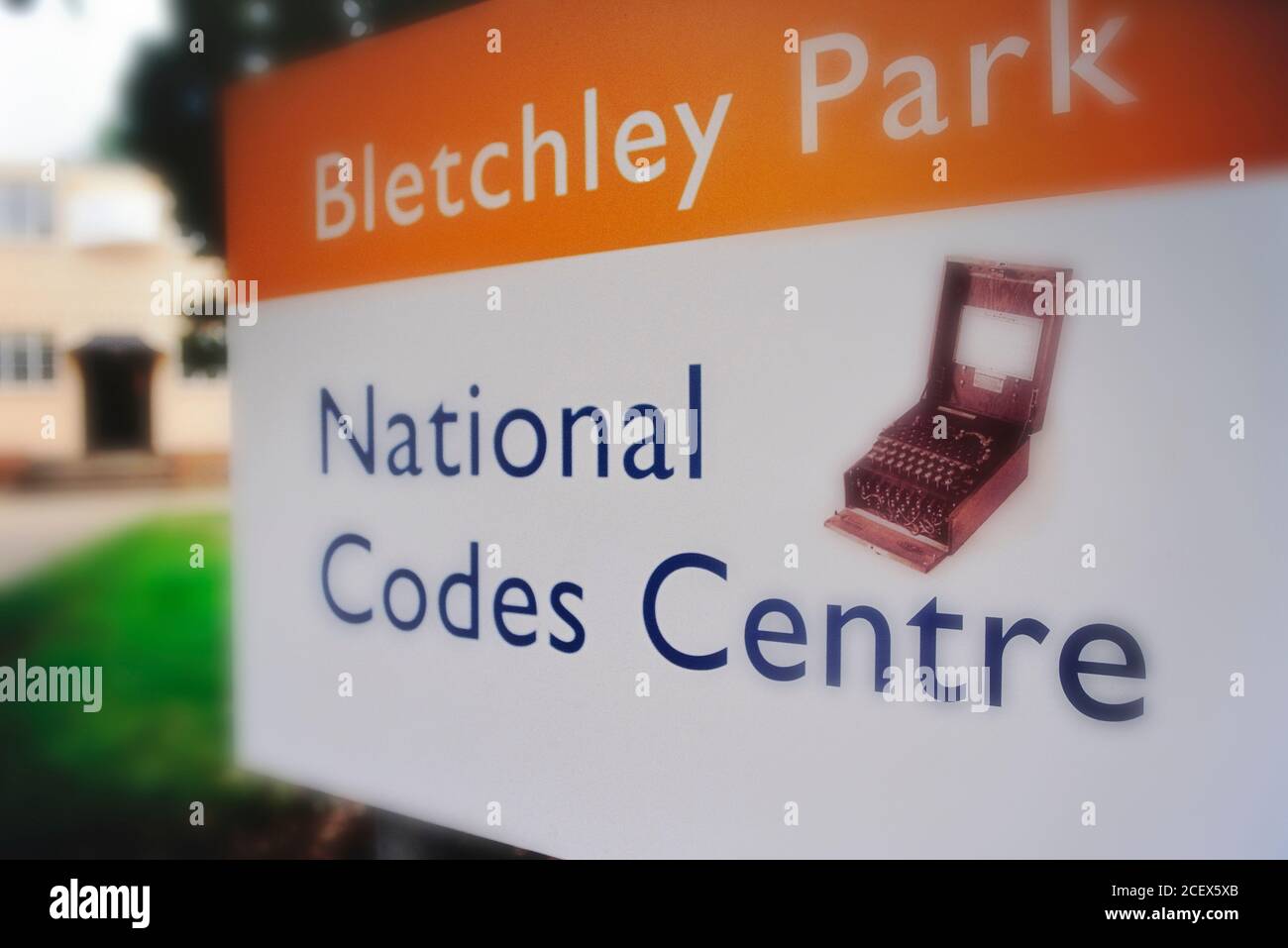 Cartello di benvenuto per il National Codes Centre, Bletchley Park, Bletchley. Buckinghamshire, Regno Unito. Foto Stock