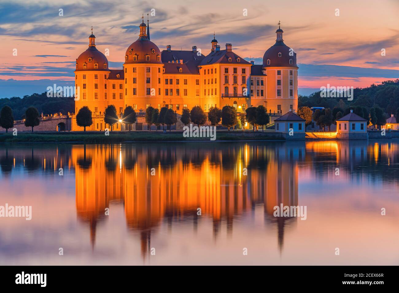 Castello di Moritzburg (tedesco: Schloss Moritzburg) o Palazzo Moritzburg è un palazzo barocco di Moritzburg, dello stato tedesco della Sassonia, circa 13 kilomet Foto Stock