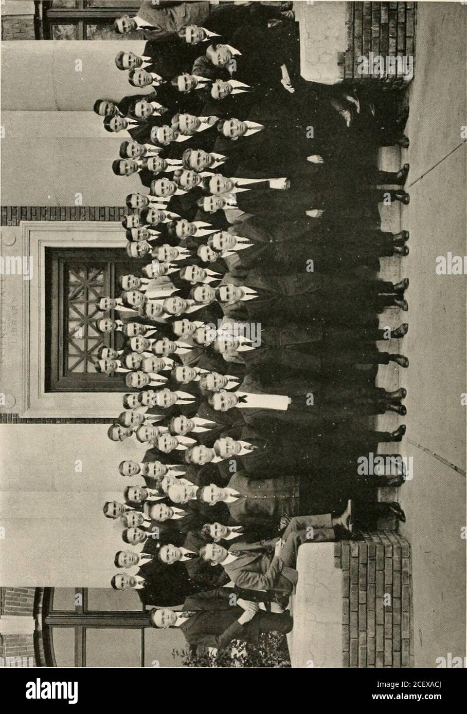 . PAC-SAC 1922. Eukosmian Literary Society PRESIDENTS.Louis C. Lamotte.Howard M. Wilson SF.L B. GoDFRY Anderson. W. i!.Apold, E. B.Bailey, M. C.Banks. K. F. Beckman, E. G.Blake. .1. VBoland. R. W. Bomar, P. 11.Barnarlo. A. E.Bobo, G. B.Chapman. J. Cherry, W. I.Cureton. C.Dulin, T. G.Dampier, A. T.Frost, 0. W.Godfrey, A. B.Henderson, P. P.Hindson. H. J.Hudson. W. D.Henry, K. G. MEMBRI Hayes, J. G.Hayes S. B.Hay, F. S.Hay. H. M.Hay. L. H.Holland, t). R.Hicklin, W. L.Johnston, J. K.Kimble, W. B.Lamotte, F. Y.Lamotte, L. C.Lewis, W. W.Lynn, R. M.L.il.ry. .1. I..VlcMahan, E. D.Miller, J. G.M Foto Stock