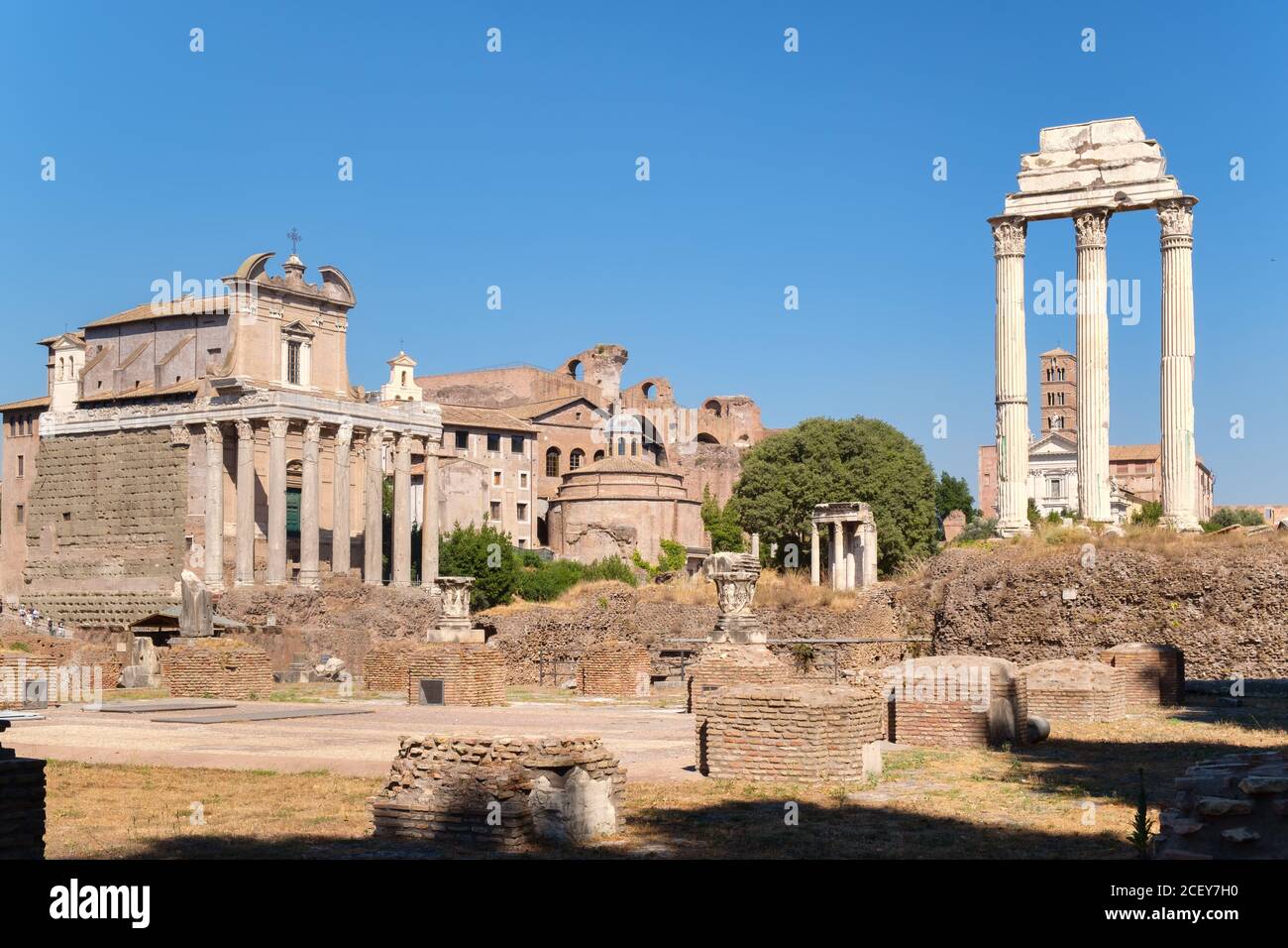 Rovine dell'antico Foro Romano nel centro di Roma Foto Stock