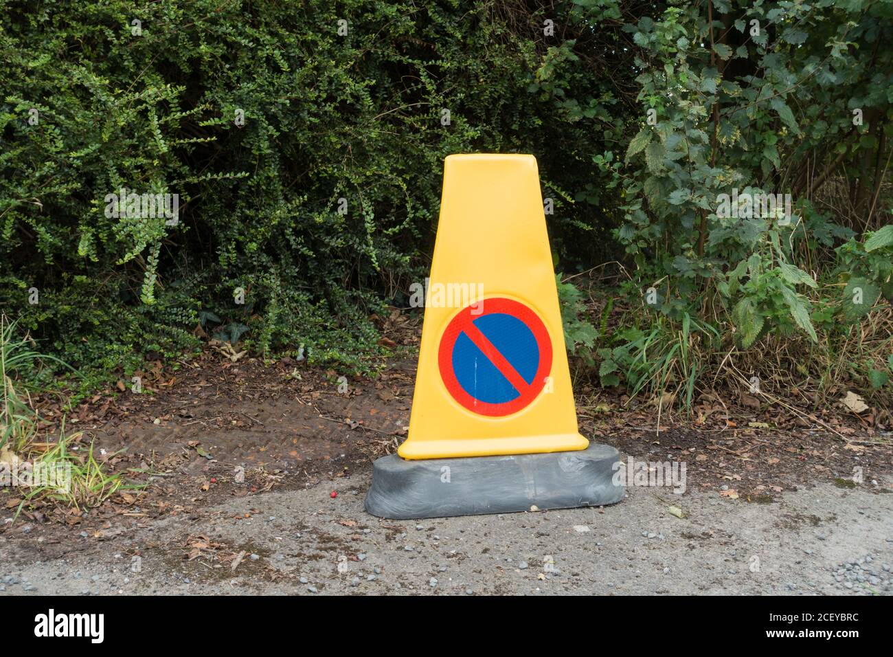 Nessun cono stradale di attesa Foto Stock