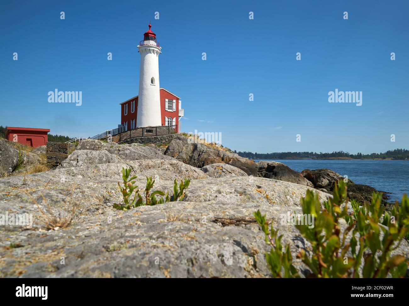 Faro di FISGard Victoria Canada. Lo storico faro di Fissard si trova vicino a Victoria, British Columbia, affacciato sullo stretto di Juan de Fuca. Foto Stock
