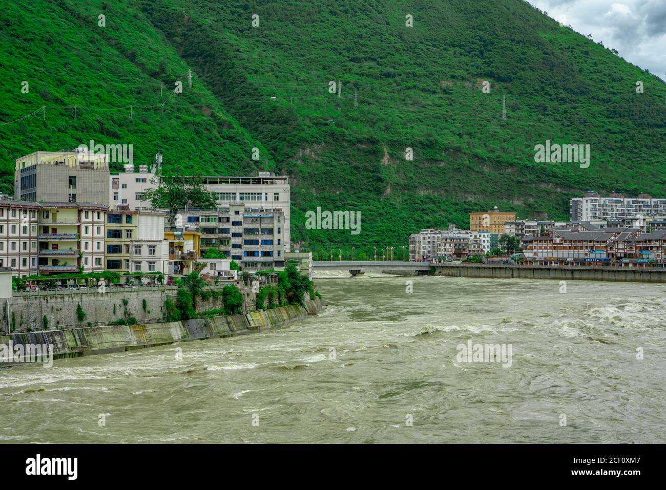 Fiume Dadu, il principale torrente ad ovest di Sichuan, Cina. Foto Stock