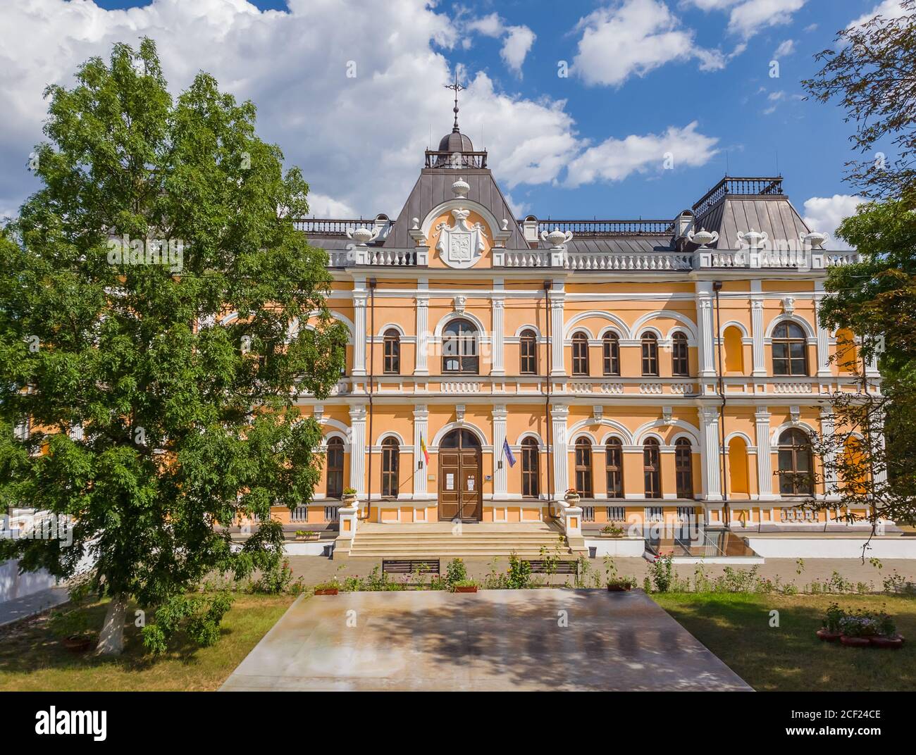 Il Manuc bei Mansion, un complesso architettonico, culturale e storico con museo, cantina e altri edifici situato nella città di Hincesti, Moldova. Manuc Foto Stock