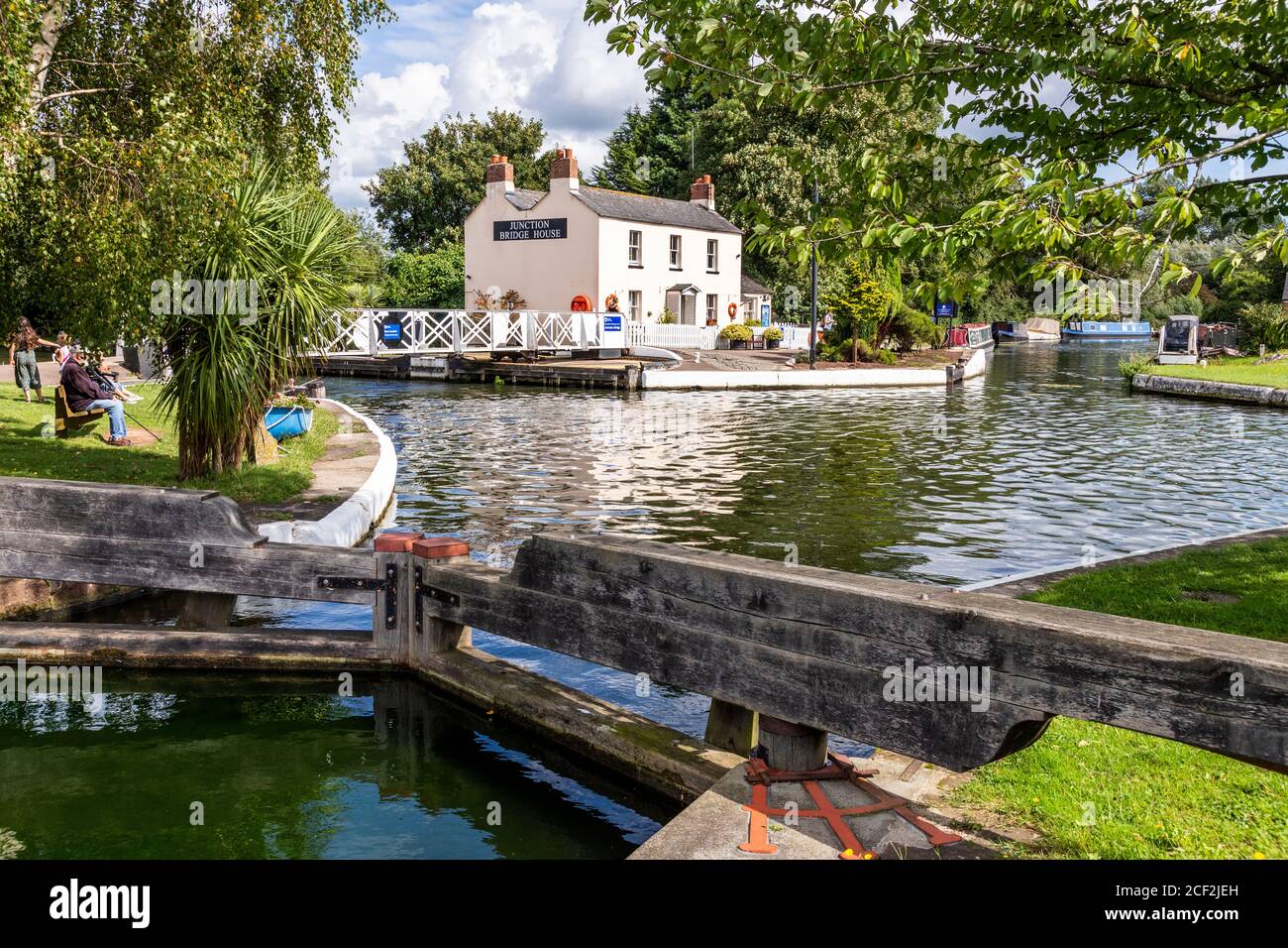 Junction Bridge House a Saul Junction, il punto di incrocio di Gloucester e Sharpness Canal con il canale Stroudwater a Saul, Gloucestershire UK Foto Stock