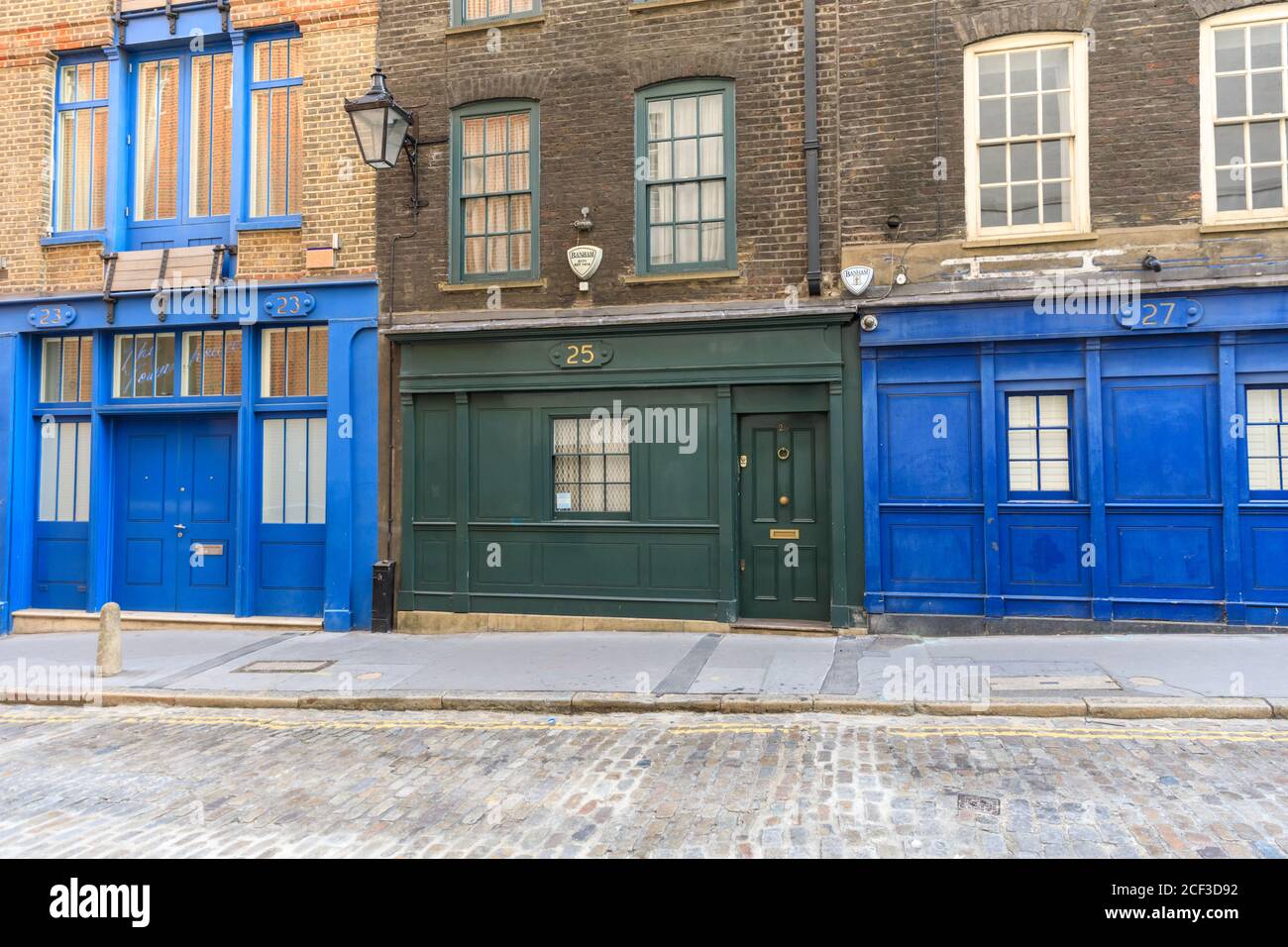 Edifici e case di architettura storica britannica in Mercer Street, Seven Dials Conservation Area, Covent Garden, Londra, Inghilterra, Regno Unito Foto Stock