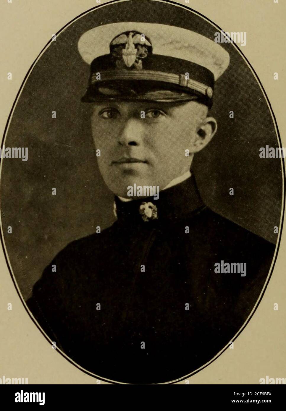 . La scuola di Lansdowne e la guerra mondiale. Joseph Harold Hagy arruolò nella U. S. Naval ReserveForce, 8 maggio 1917. Fu accampato a Wissahickon Barracks, Cape May, N. J., e servito in acque straniere sulla U. S. C. G.Itasca, ammiraglia di spazzatrici da miniera. Fu dimesso nel maggio 1,1919. 103. William J. Haley arruolò nella Marina 10 giugno 1918. Hewas sulla U. S. S. New Mexico nella flotta atlantica. Hereceled il suo addestramento alla U. S. Naval Academy, Annapolis, Md., dove è stato fatto un segno. Trascorse otto mesi in Francia e in mare. 104 Foto Stock