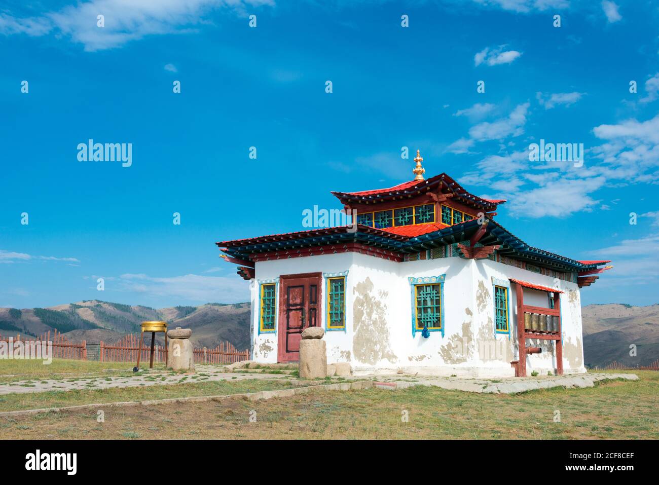 KHARKORIN, MONGOLIA - Tempio di Lubang Gyalpo a Kharkhorin (Karakorum), Mongolia. Karakorum fu la capitale dell'Impero Mongolo tra il 1235 e il 1260. Foto Stock