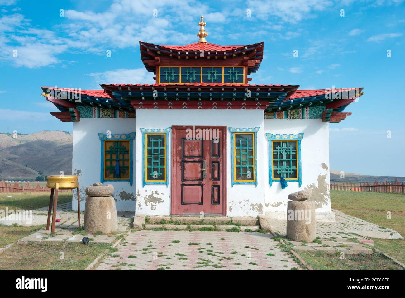 KHARKORIN, MONGOLIA - Tempio di Lubang Gyalpo a Kharkhorin (Karakorum), Mongolia. Karakorum fu la capitale dell'Impero Mongolo tra il 1235 e il 1260. Foto Stock