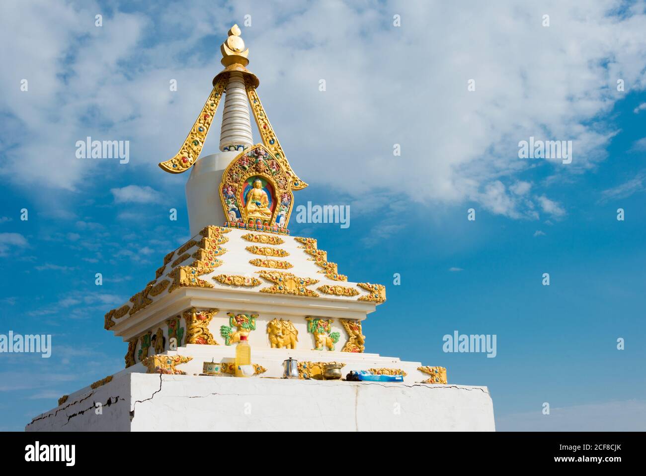 Stupa al Tempio di Lubang Gyalpo a Kharkhorin (Karakorum), Mongolia. Karakorum fu la capitale dell'Impero Mongolo tra il 1235 e il 1260. Foto Stock