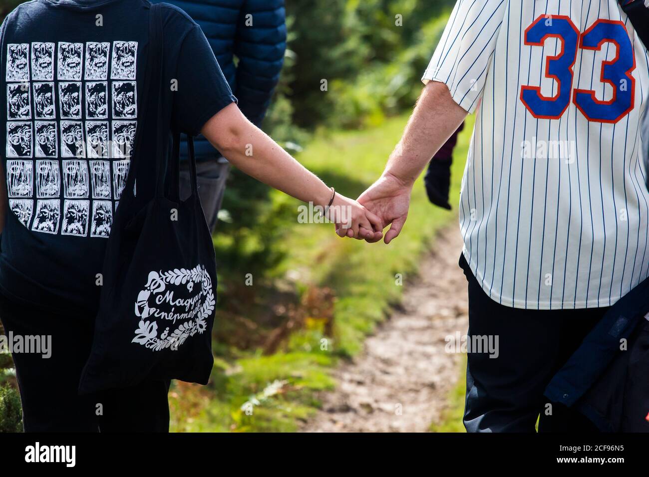 Non siamo un festival socialmente distanziato evento a Pippingford Parco - campeggio con un'atmosfera da festa Foto Stock