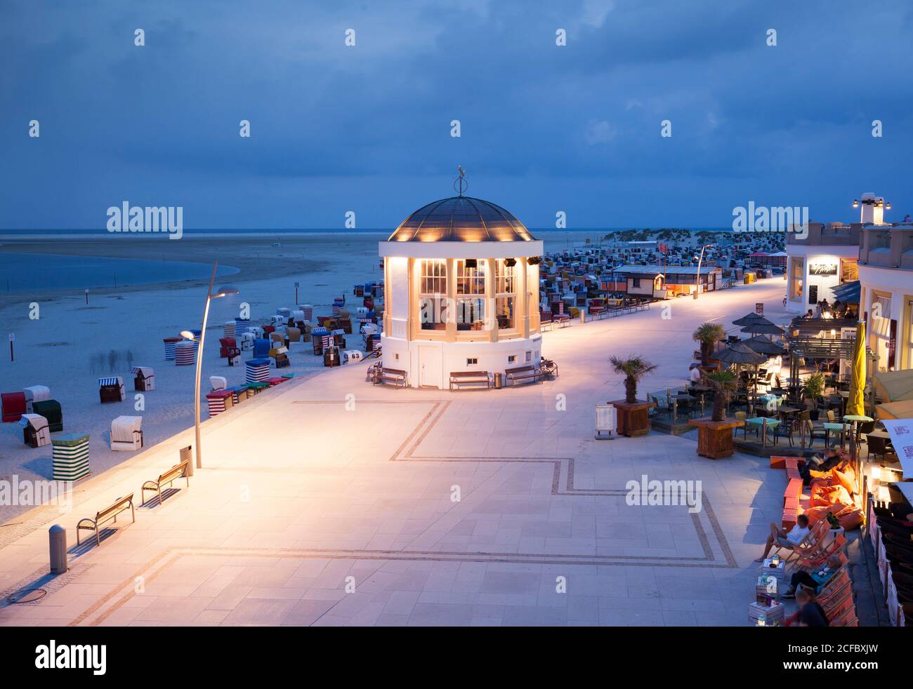 Chiosco, Promenade, Borkum, Isole Frisone Orientali Foto Stock