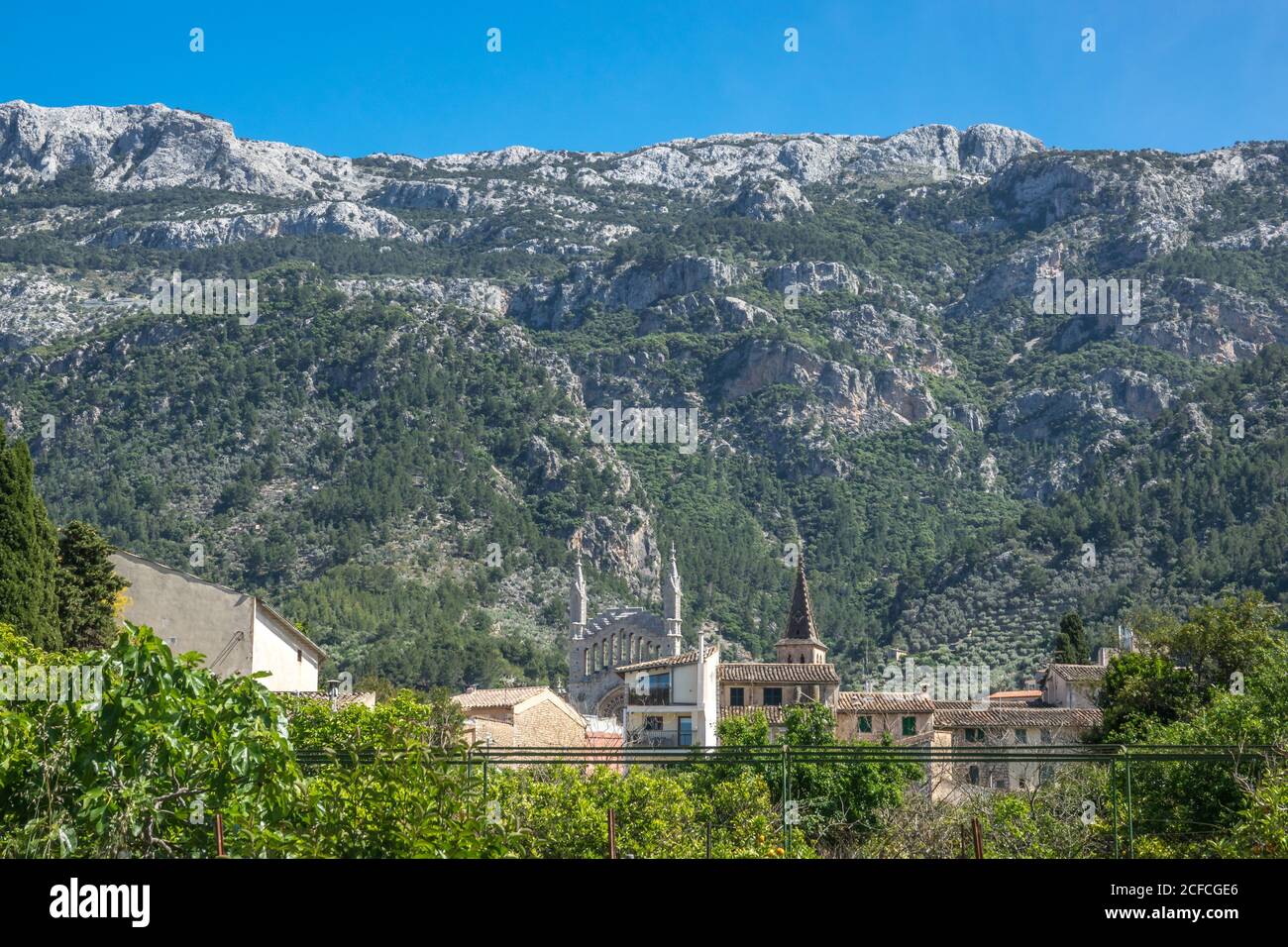 Soller vista skyline montagne Maiorca, isola di Maiorca, Isole Baleari, Spagna bellissimo paesaggio Foto Stock
