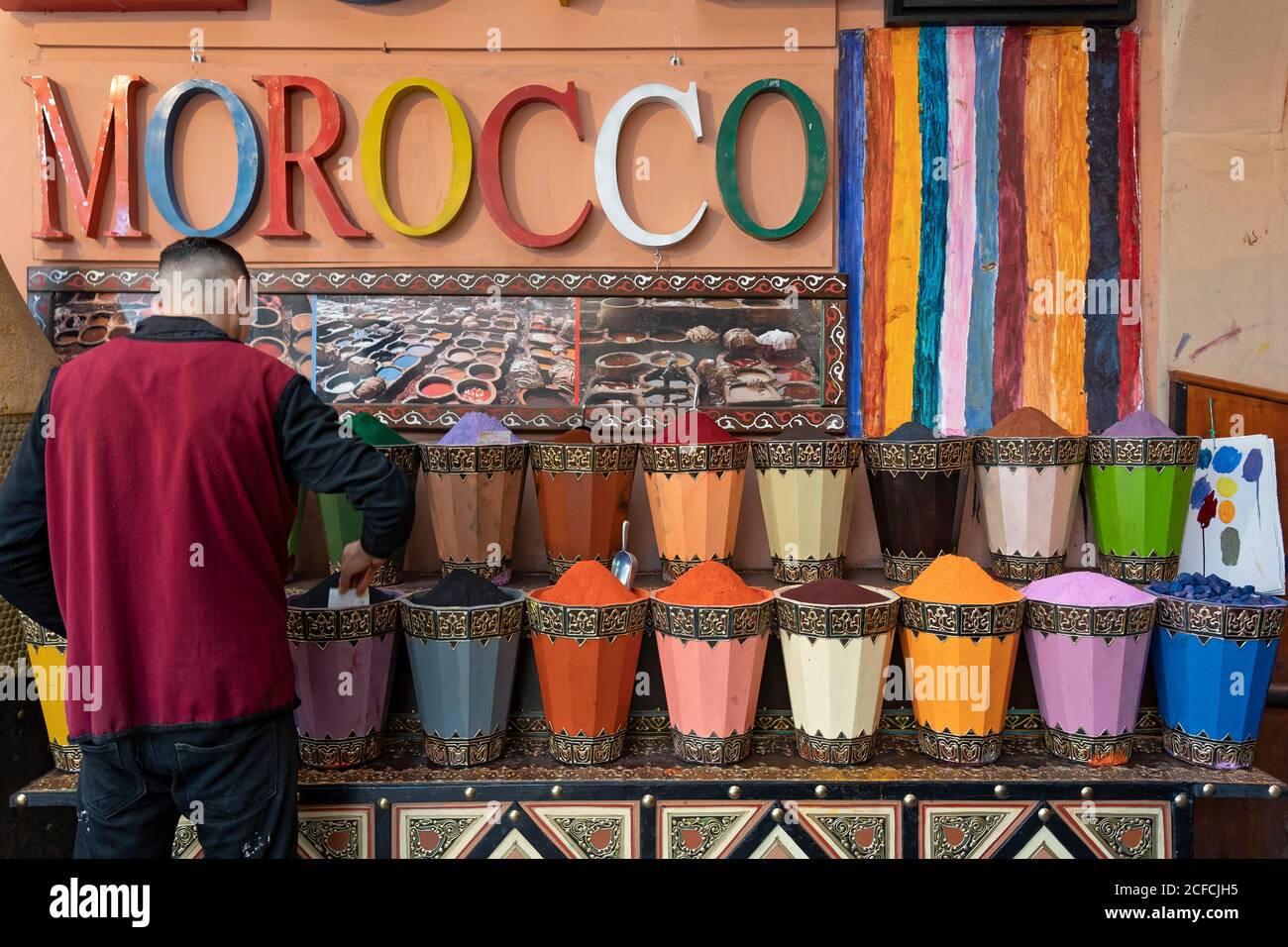 Colori, creativo, negozio di alimentari, Marrakech, Marocco, spezie, la Medina, salute, dieta, sapore Foto Stock