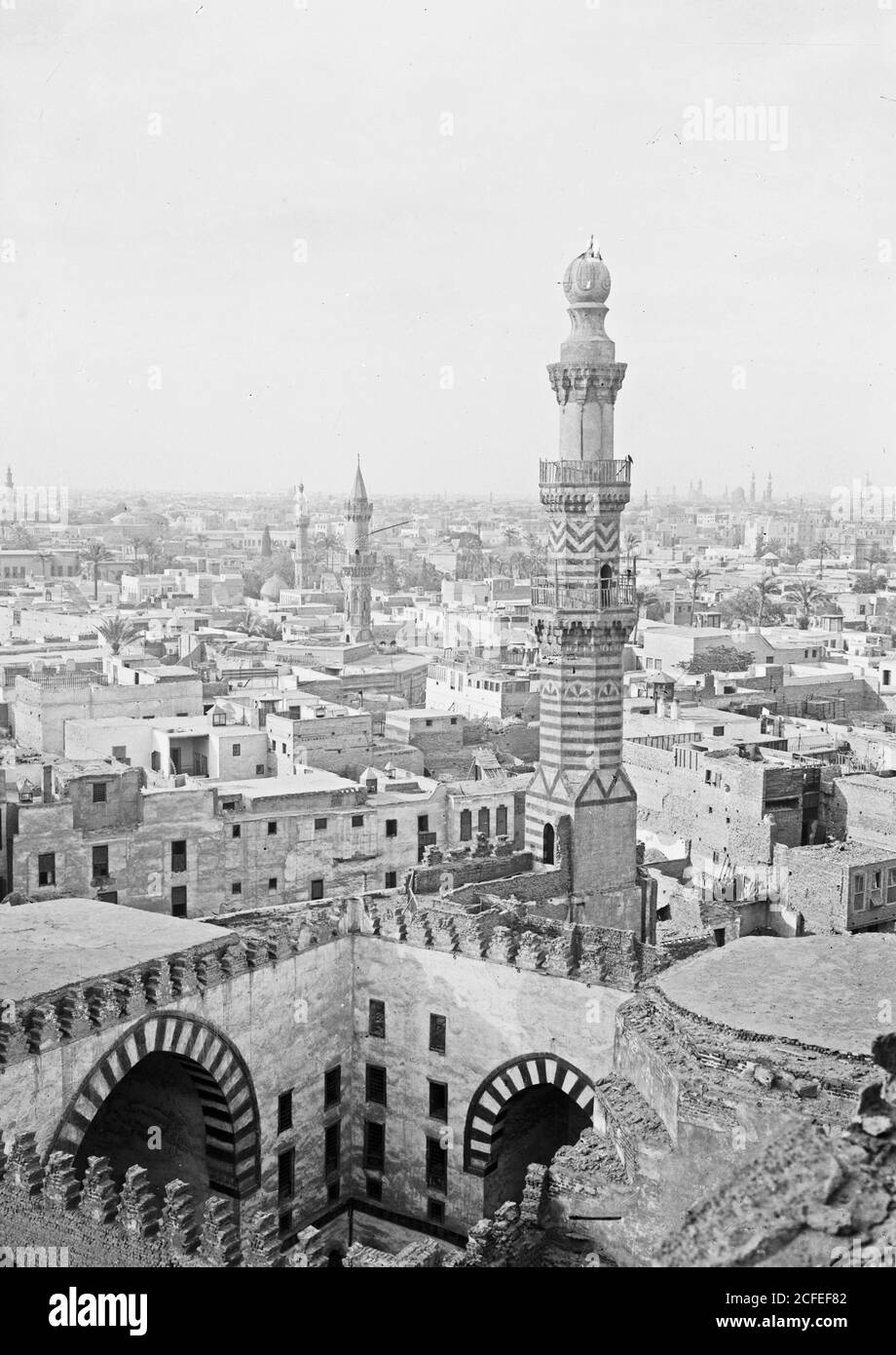 Vista egiziana. Cairo (MASR). Il Cairo dalla Moschea di Ibn Touloun ca. 1900 Foto Stock