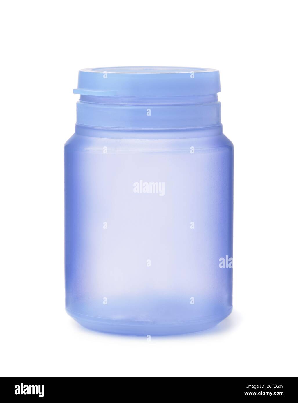 Vista frontale del vaso di plastica vuoto blu isolato su bianco Foto Stock