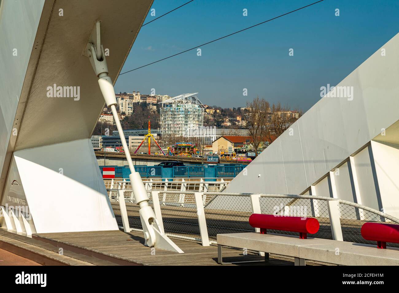 Ponte Raymond barre sul fiume Rhône. Lione, Francia, Europa Foto Stock