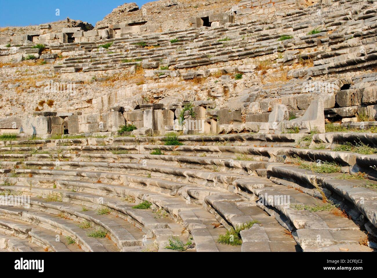 Un teatro ellenistico risalente al 500 a.C. con la Patina della natura a Miletus, un'antica città ellenistica sulla costa occidentale della Turchia. Miletus Turchia Foto Stock