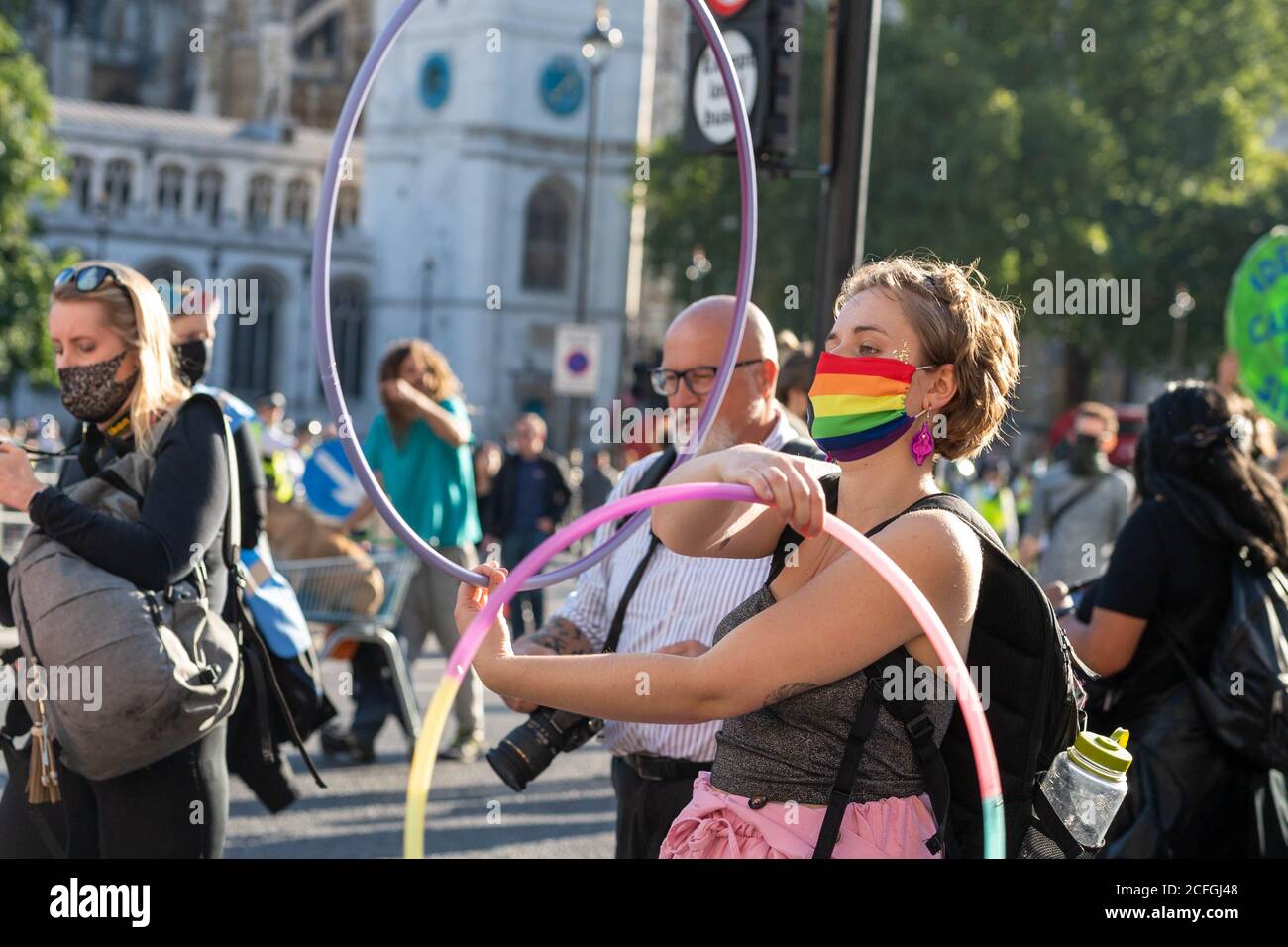 Londra, Regno Unito. 5 Settembre 2020. Un'estinzione ribellione (XR) 'Marca per Amazzonia' da Piazza del Parlamento alla brasiliana Embassy Credit: Ian Davidson/Alamy Live News Foto Stock