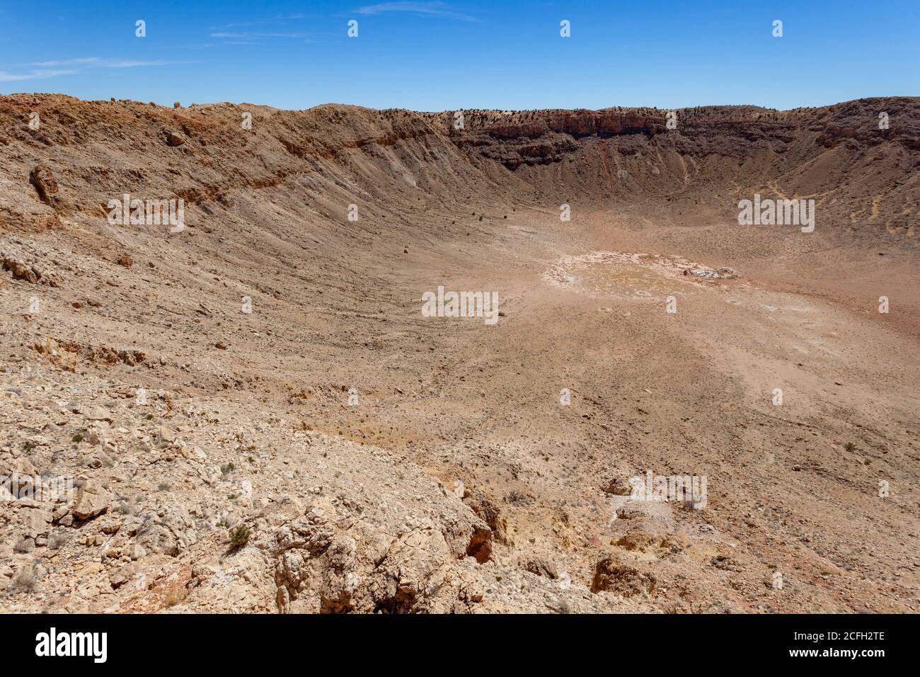 Meteor Crater è un cratere meteorite a impatto circa 37 miglia a est di Flagstaff E 18 miglia ad ovest di Winslow nel deserto dell'Arizona settentrionale Foto Stock