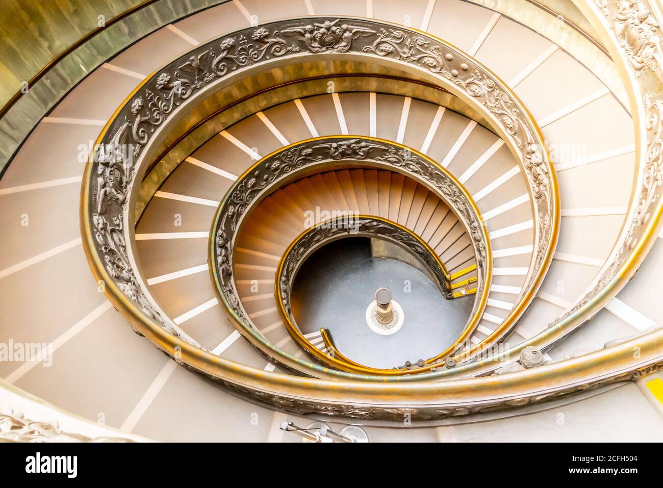 Scala Bramante - doppia scala a chiocciola nei Musei Vaticani, Città del Vaticano. Foto Stock