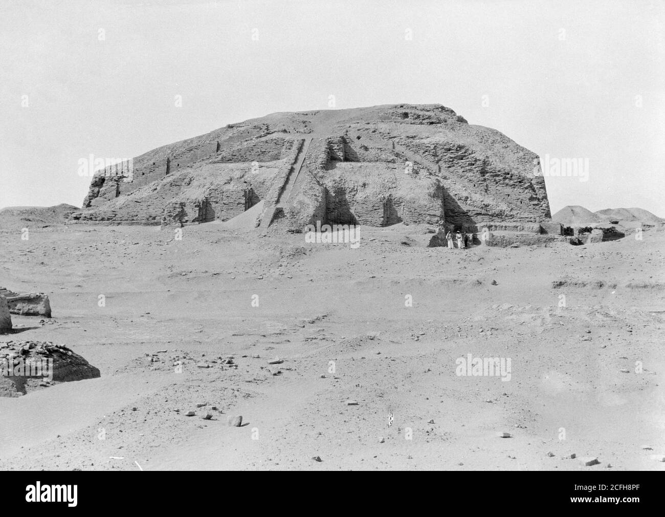 Titolo originale: Iraq. Ur. (Così chiamato dei Caldei). Il grande ziggurat - Ubicazione: Iraq--Ur (città) ca. 1932 Foto Stock