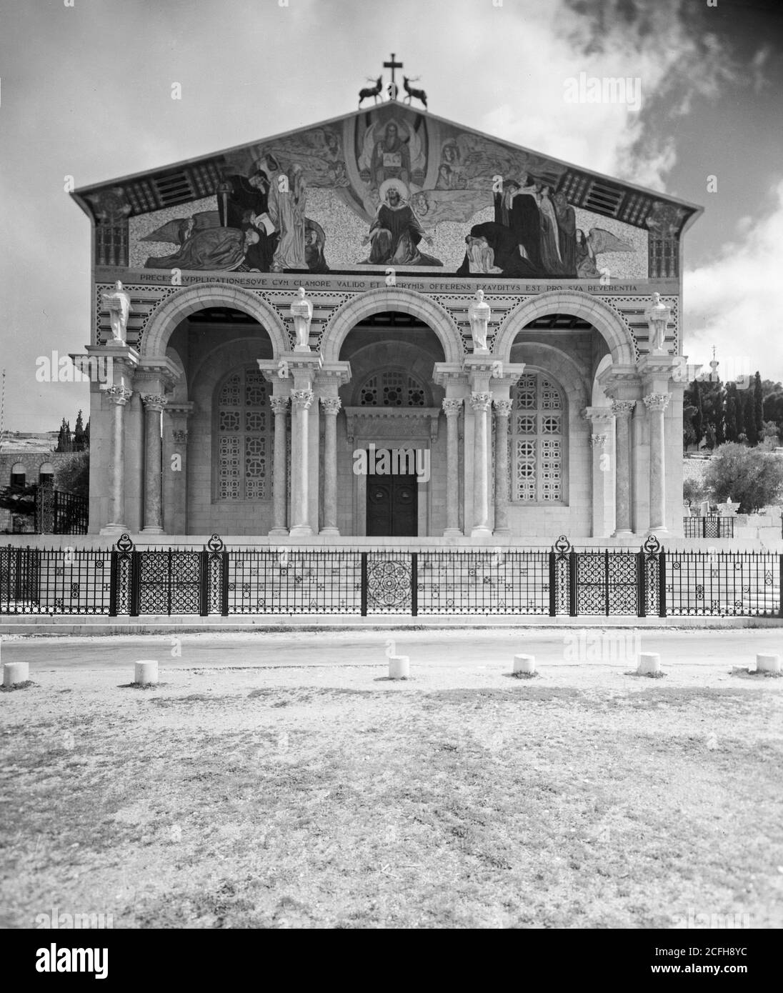 Didascalia originale: Basilica del Getsemani - posizione: Gerusalemme ca. 1940-1946 Foto Stock