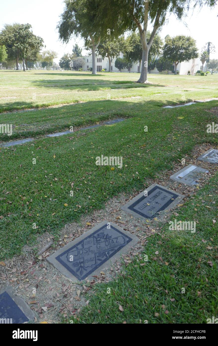 Los Angeles, California, USA 4 settembre 2020 UNA visione generale dell'atmosfera della tomba di Jose Gallardo Diaz al Calvario Cimitero il 4 settembre 2020 a Los Angeles, California, USA. Jose Diaz fu vittima di un omicidio alla Sleepy Lagoon il 2 agosto 1942. Foto di Barry King/Alamy Stock foto Foto Stock