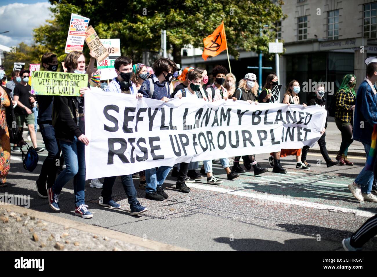 REGNO UNITO, Galles. 05.09.2020 - Giustizia ora a Cardiff partecipa la protesta contro il cambiamento climatico. Foto Stock